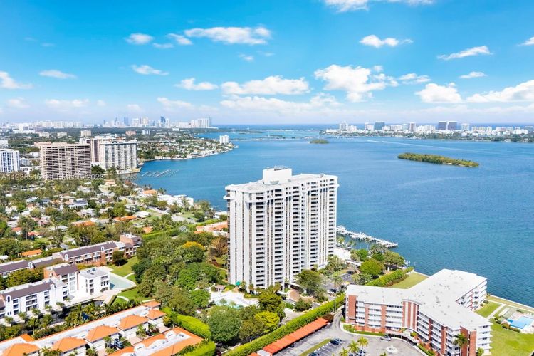 Towers of Quayside Condo #4 #1005 image #26