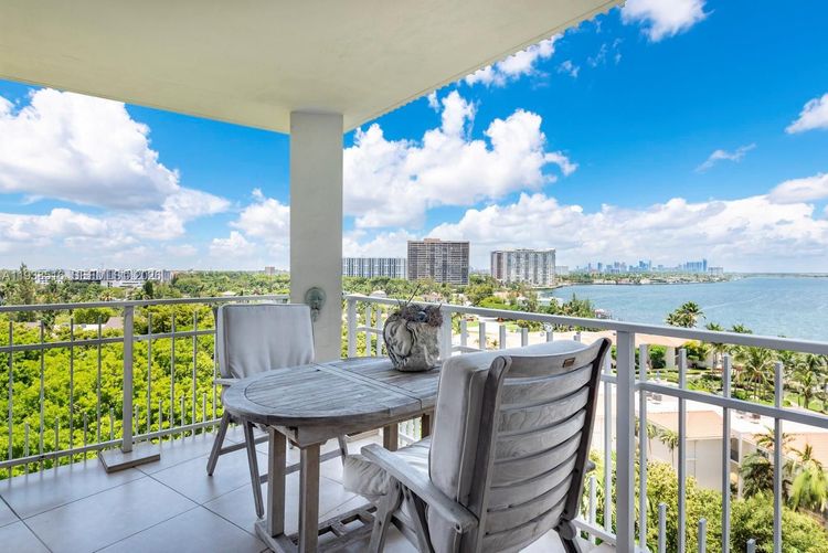 Towers of Quayside Condo #4 #1005 image #6