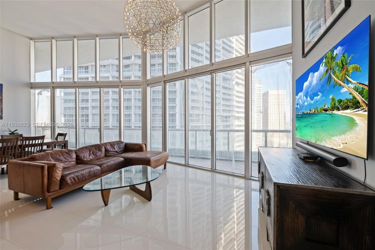 Icon Brickell II #2204 image #11