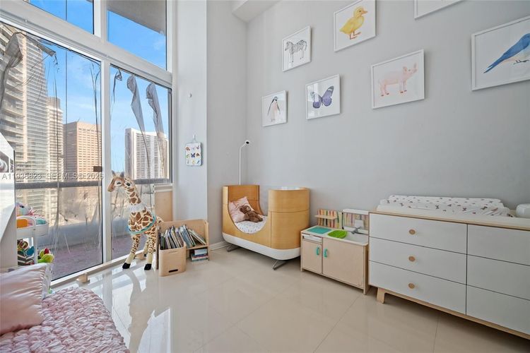 Icon Brickell II #2204 image #20