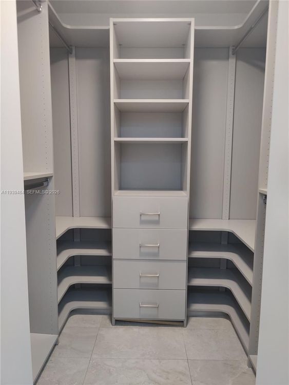 Aria on the Bay #403 image #7