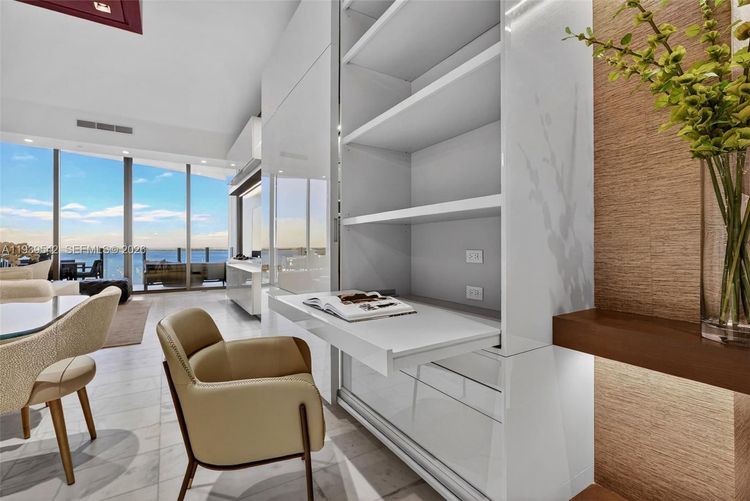 Two Park Grove #19B image #14