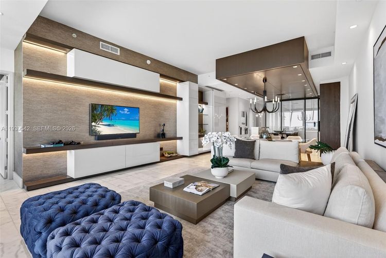 Two Park Grove #19B image #15