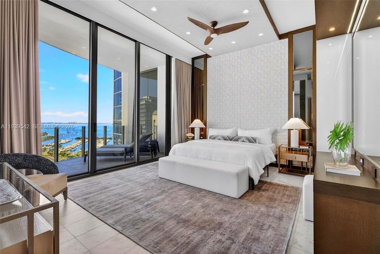 Two Park Grove #19B image #18