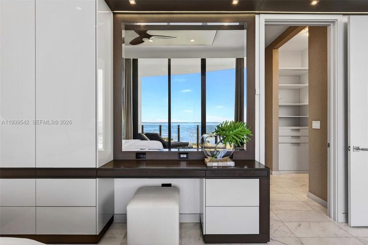 Two Park Grove #19B image #21