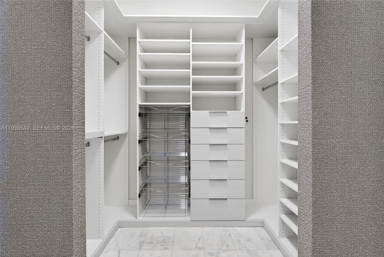 Two Park Grove #19B image #22