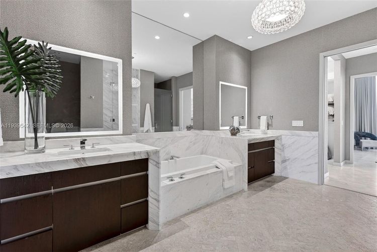 Two Park Grove #19B image #25