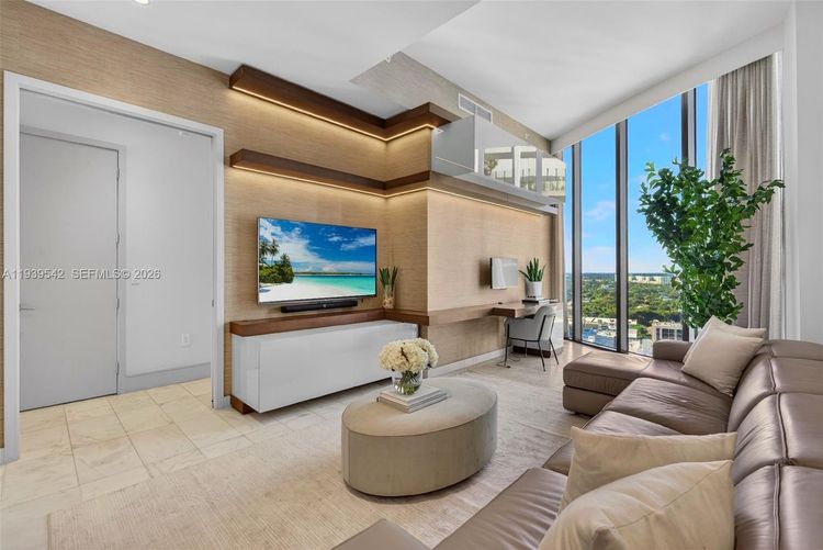 Two Park Grove #19B image #28