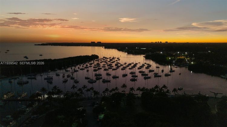 Two Park Grove #19B image #46