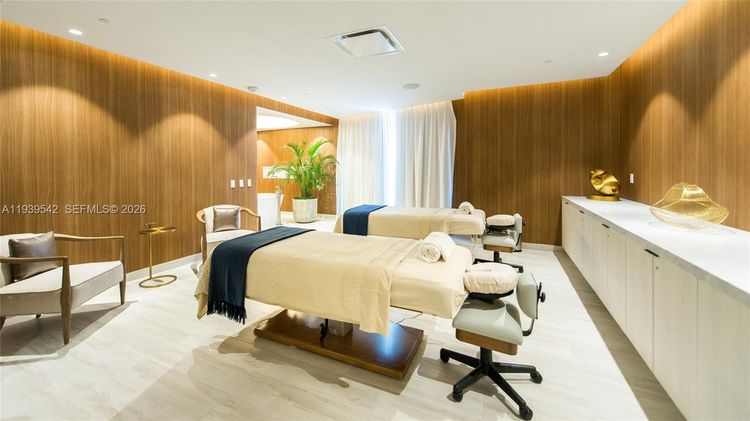 Two Park Grove #19B image #61