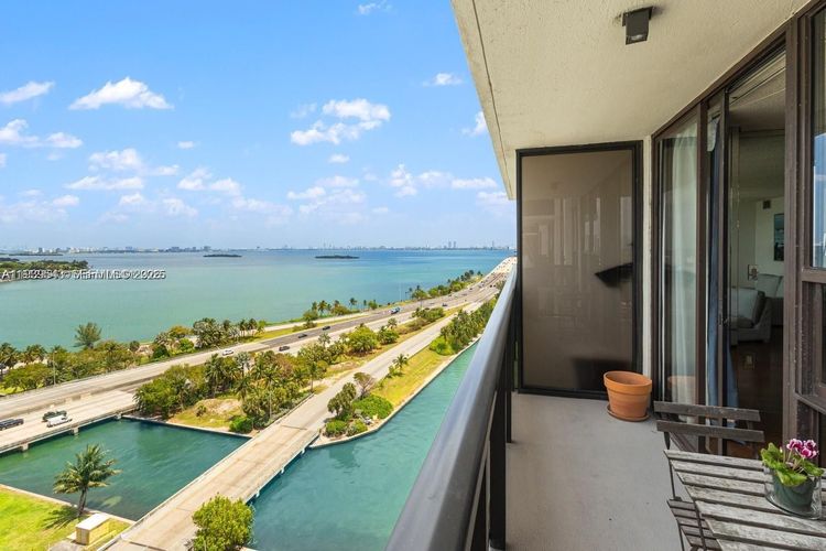 The Charter Club #1810 image #14