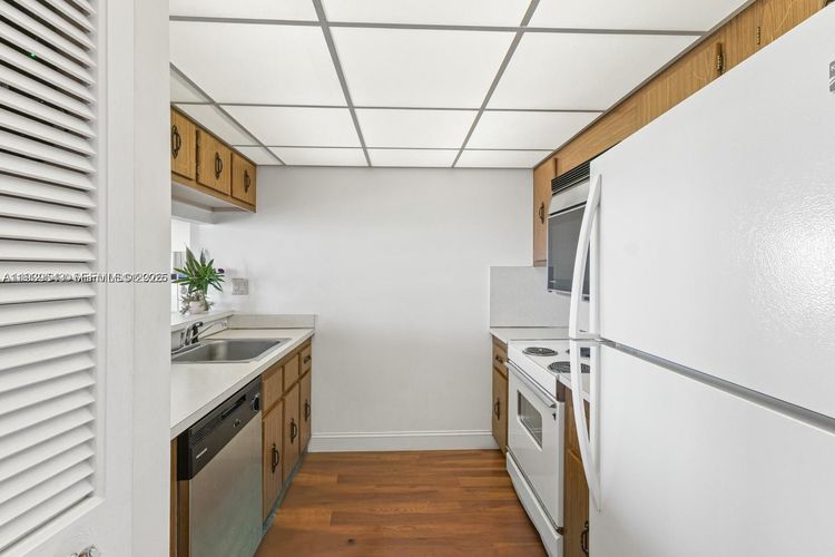 The Charter Club #1810 image #7