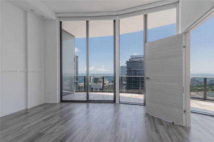 SLS Lux Brickell #5701 image #12