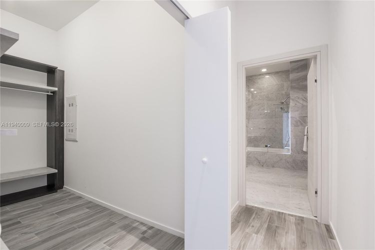 SLS Lux Brickell #5701 image #13