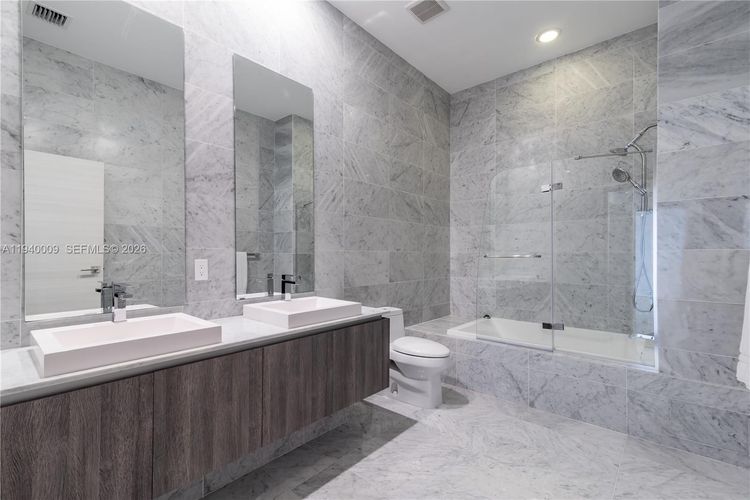 SLS Lux Brickell #5701 image #14