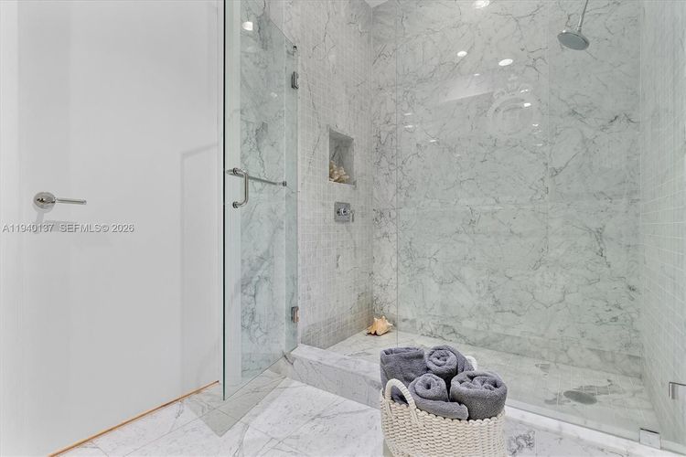 Chateau Beach Residences #2502 image #18