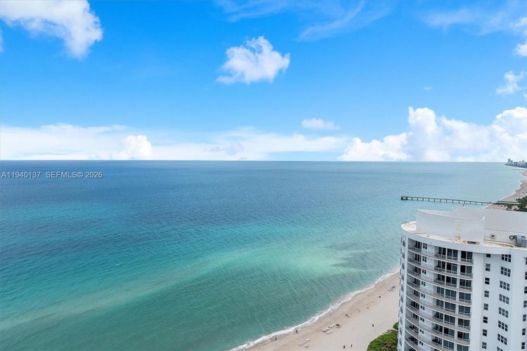 Chateau Beach Residences #2502 image #28