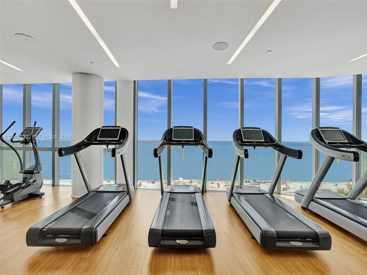 Chateau Beach Residences #2502 image #35