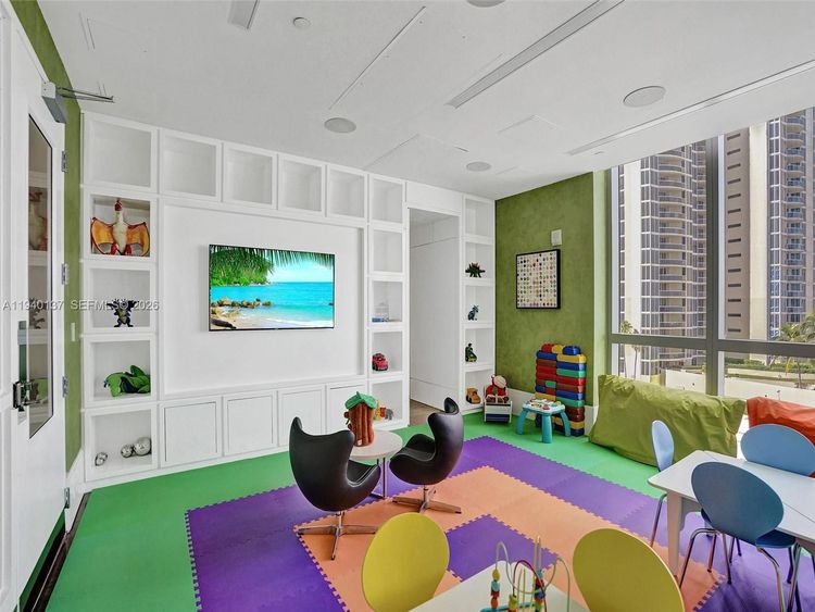 Chateau Beach Residences #2502 image #42