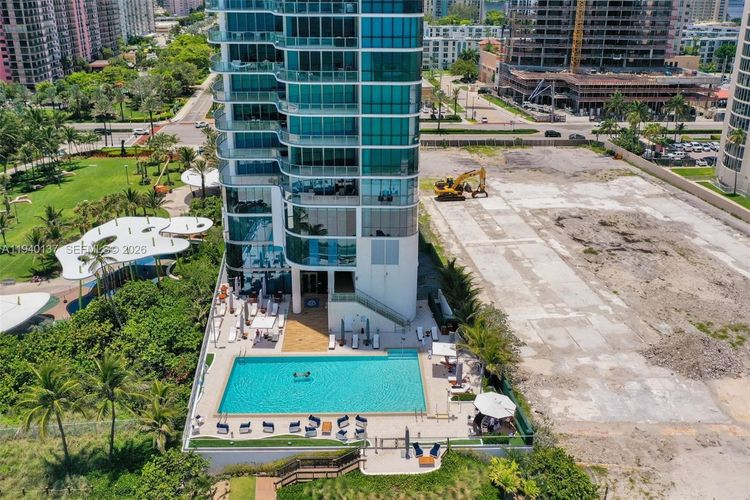 Chateau Beach Residences #2502 image #46