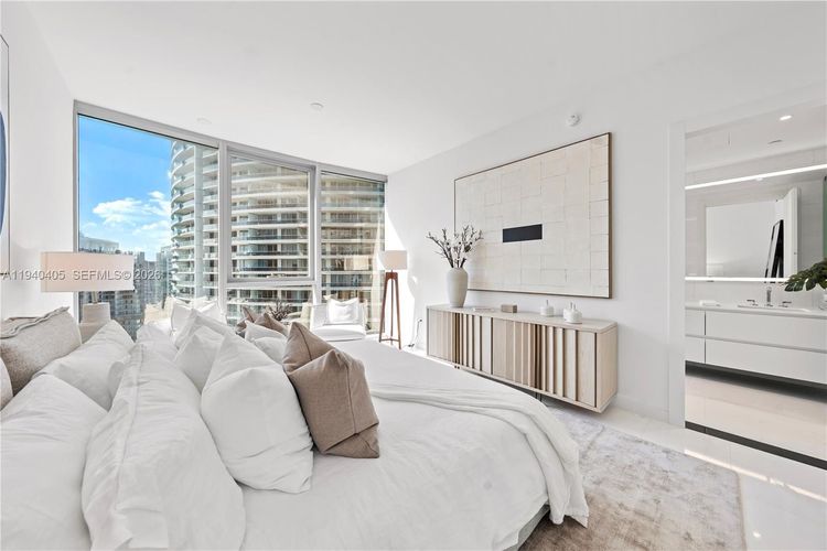 Aston Martin Residences #3407 image #18