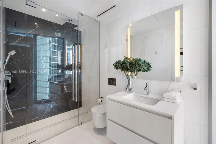 Aston Martin Residences #3407 image #25