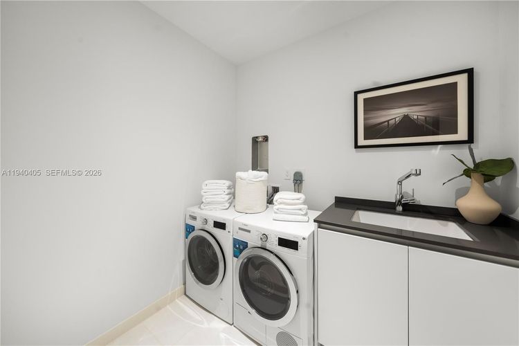 Aston Martin Residences #3407 image #30