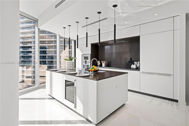 Aston Martin Residences #3407 image #9