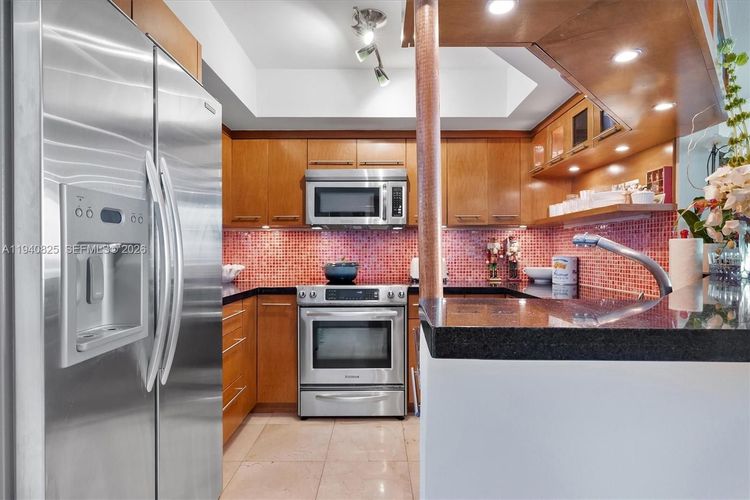 Sunset Harbour South #1710 image #10