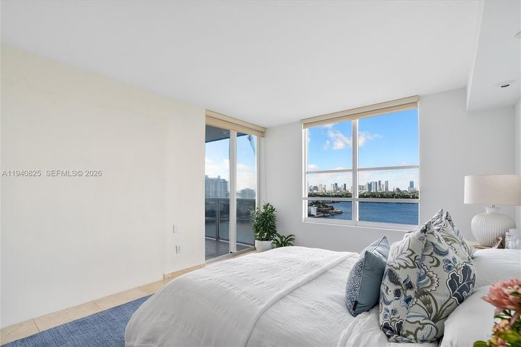 Sunset Harbour South #1710 image #24