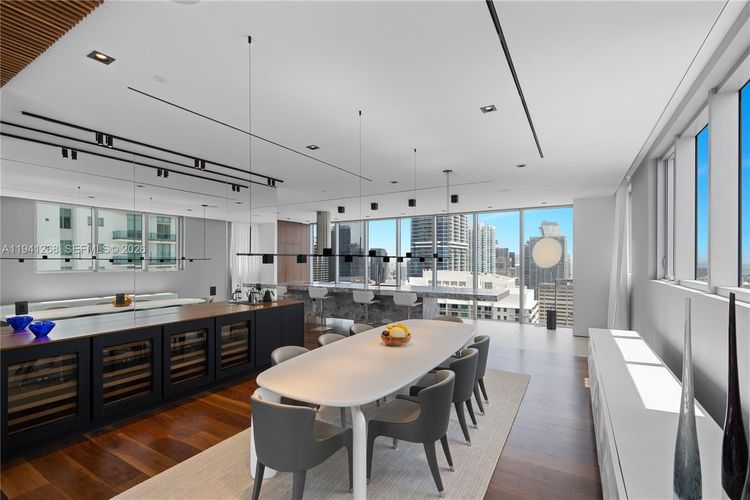 Brickell House #4401 image #21