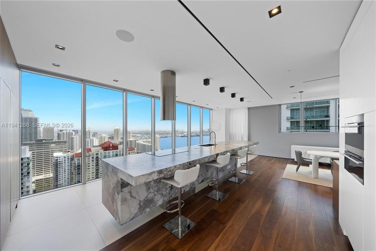 Brickell House #4401 image #24