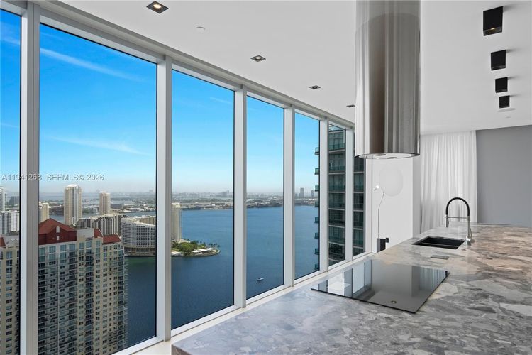Brickell House #4401 image #25