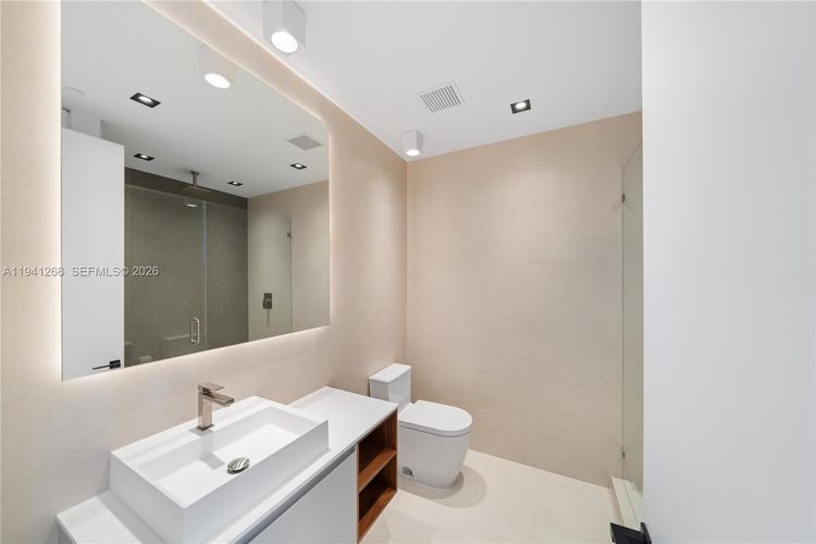 Brickell House #4401 image #51