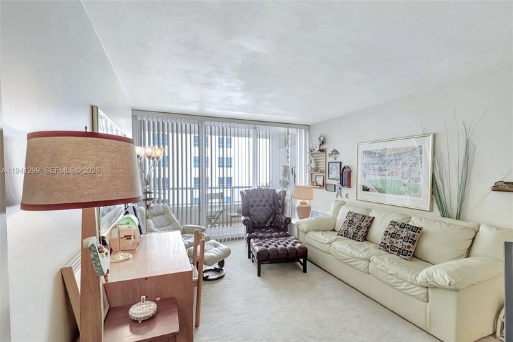 Carriage Club North #1224 image #24