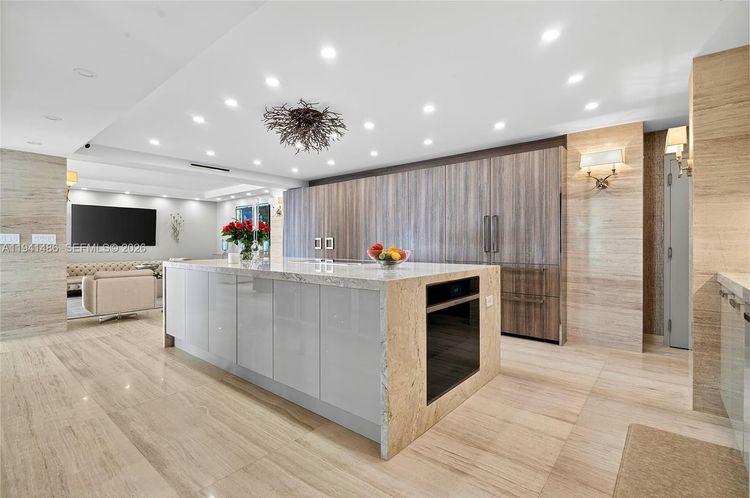 Bal Harbour 101 #1505+Cabana 27 image #14