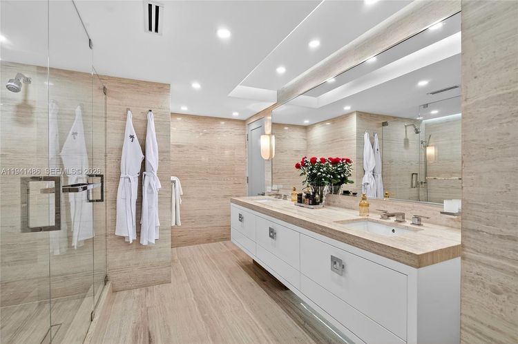 Bal Harbour 101 #1505+Cabana 27 image #18