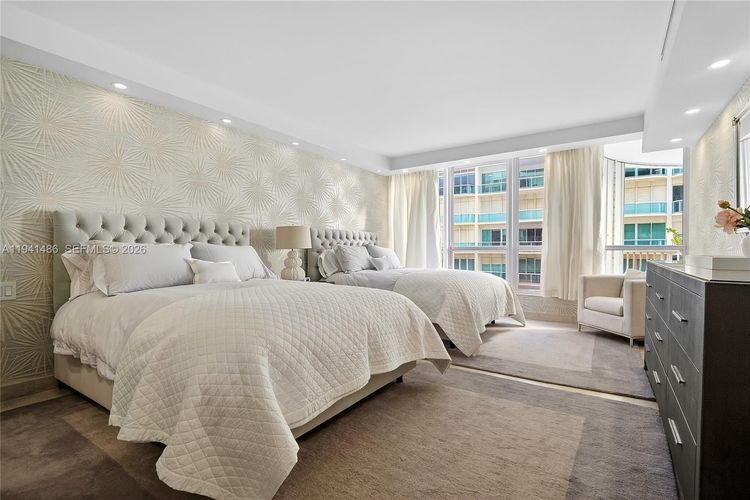 Bal Harbour 101 #1505+Cabana 27 image #19