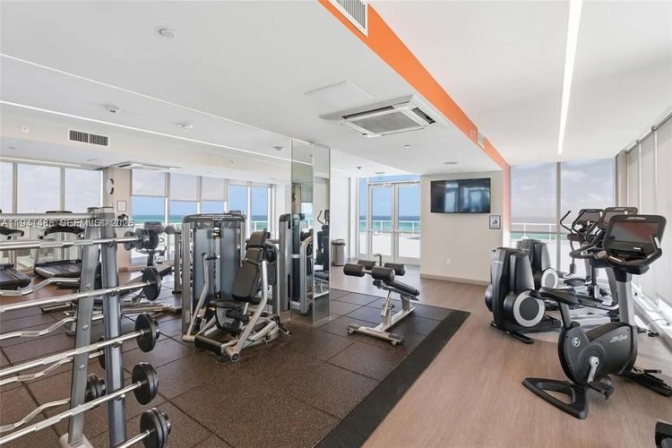 Bal Harbour 101 #1505+Cabana 27 image #32