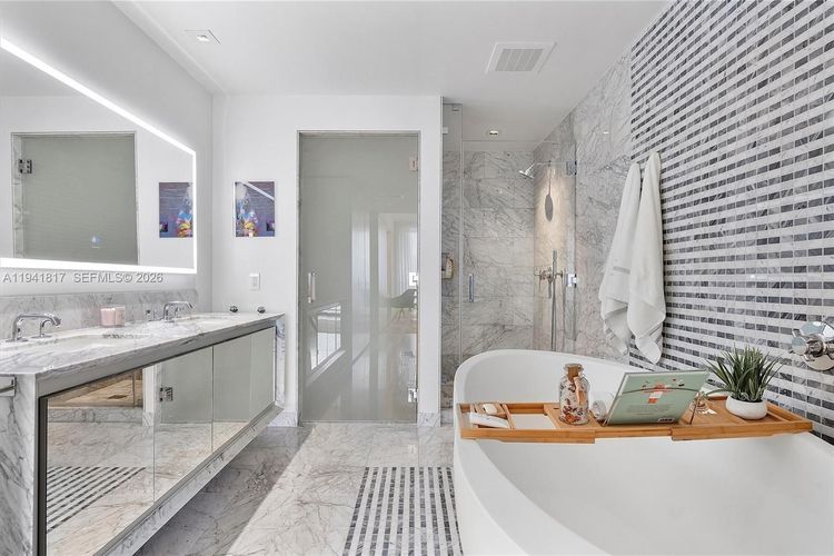 Elysee Miami #2001 image #17