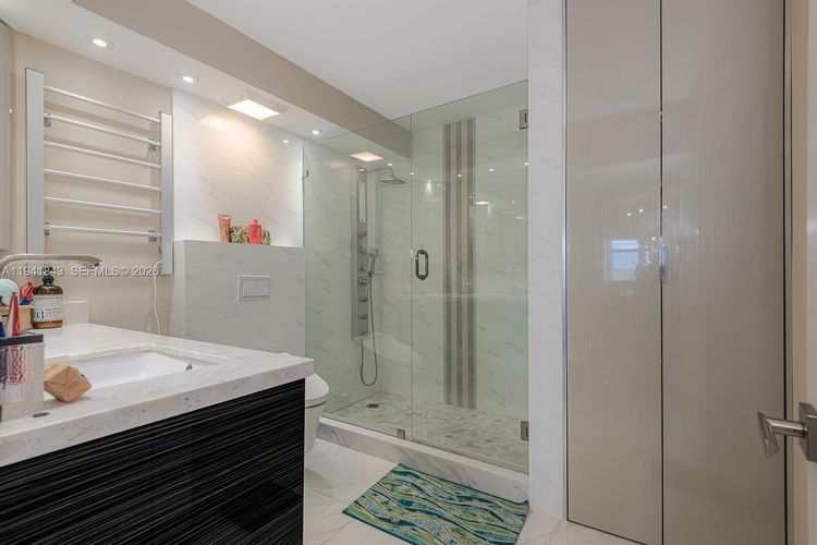 Winston Towers #619 image #24