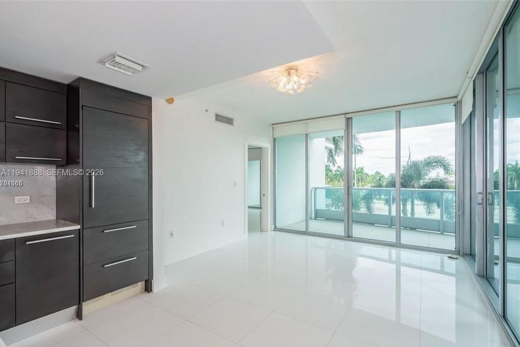 900 Biscayne Bay #401 image #12
