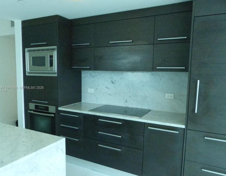 900 Biscayne Bay #401 image #8