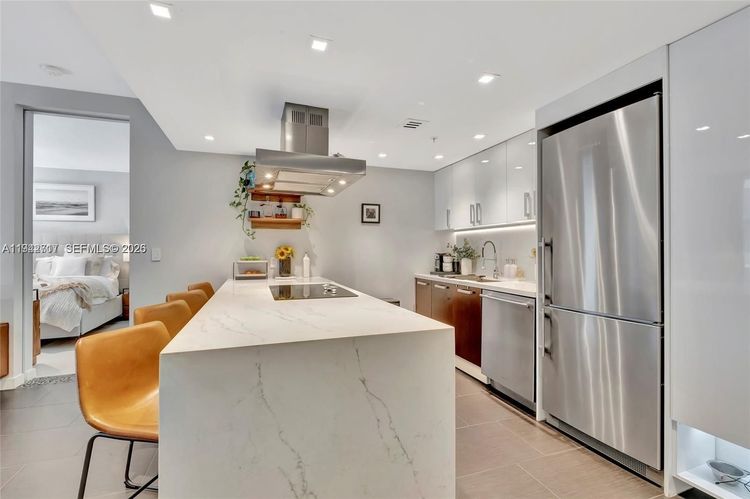 IOS on the Bay #307 image #12