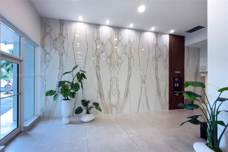 Winston Towers #1520 image #41