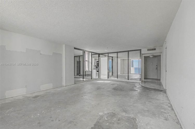 Prince George Condo #14M image #18