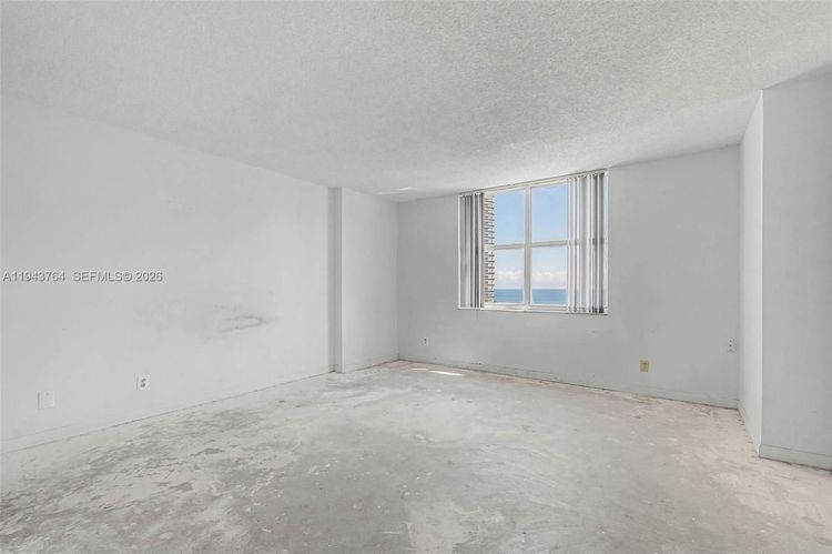 Prince George Condo #14M image #20