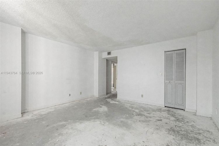 Prince George Condo #14M image #21