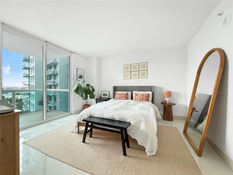 1800 Club #1810 image #12