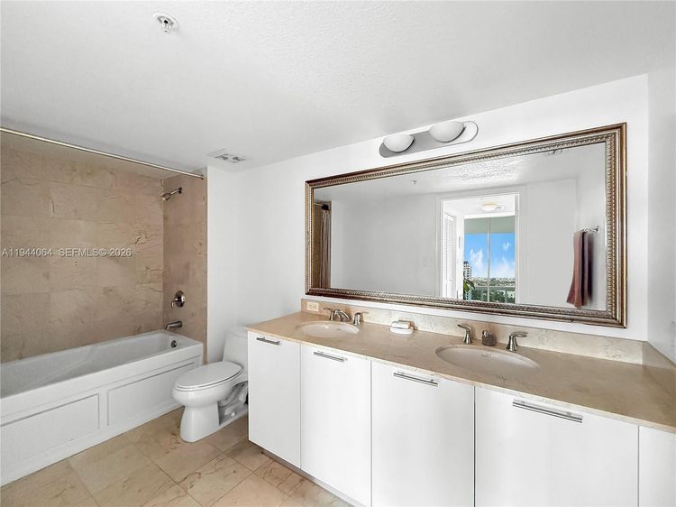 1800 Club #1810 image #14